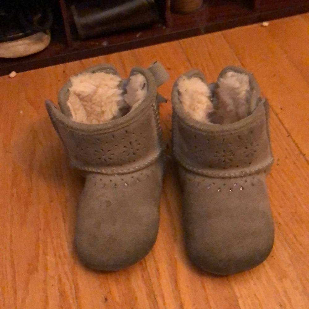 Ugg boots kids